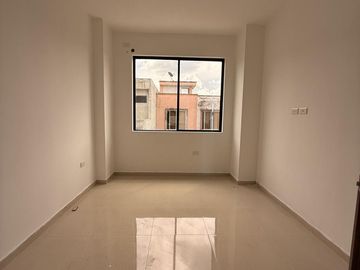 VENTA DE CASA EN LA URB. LOS ALMENDROS