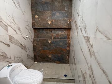 VENTA DE CASA EN LA URB. LOS ALMENDROS