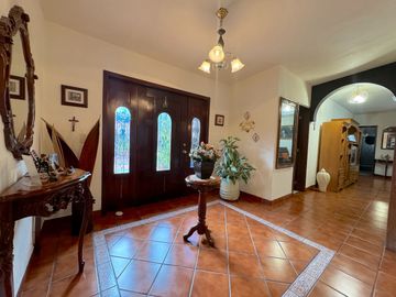 Propiedad en venta,2casas ,1 bungalo y Terraza en zapopan