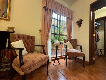 Propiedad en venta,2casas ,1 bungalo y Terraza en zapopan
