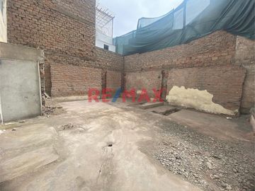 Venta De Terreno En El Interior