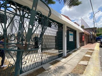 Las Alamedas, Atizapán casa con ampliaciones