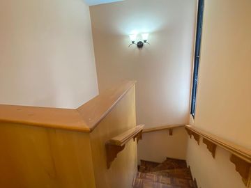 Las Alamedas, Atizapán casa con ampliaciones