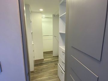 APARTAESTUDIO VENTA NORMANDIA