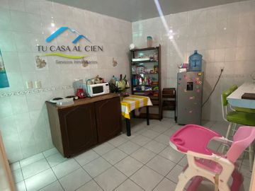 SE VENDE CASA DE TRES NIVELES EN TENANGO DEL VALLE