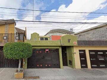 CASA EN VENTA, EN INDUSTRIAS, SAN LUIS POTOSI REMATE ADJUDICADO