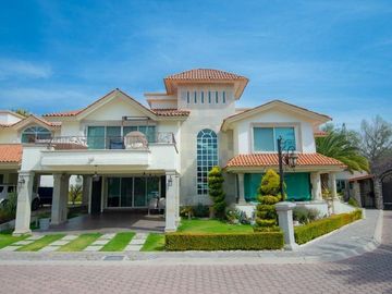 HERMOSA CASA EN VENTA EN TEPOTZOTLAN PUEBLO MÁGICO