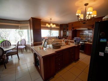 HERMOSA CASA EN VENTA EN TEPOTZOTLAN PUEBLO MÁGICO