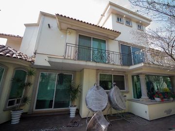 HERMOSA CASA EN VENTA EN TEPOTZOTLAN PUEBLO MÁGICO