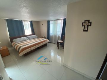 VENTA DE CASA A 2 MIN DEL CENTRO DE TOLUCA