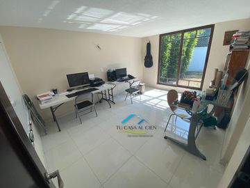 VENTA DE CASA A 2 MIN DEL CENTRO DE TOLUCA