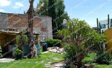 VENTA DE CASA EN EL CENTRO DE PUEBLA EN EL BARRIO DE XANENETLA SOBRE  CALZADA ZARAGOZA . A UNA CALLE DEL PALACIO LEGISLATIVO.