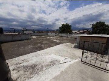 SE VENDE AMPLIA PROPIEDAD COMERCIAL RENTERA SECTOR SANGOLQUÍ - VALLE DE LOS CHILLOS