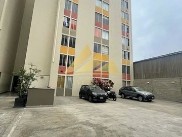 VENDO LINDO DPTO EN ONTARIO CHORRILLOS