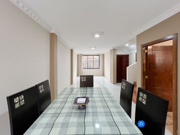 Se vende casa en el Barrio Obrapìa de la ciudad de Loja