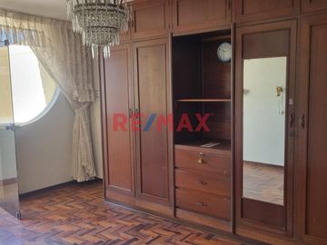 Casa En Venta - Chiclayo.(C.RIVERA)