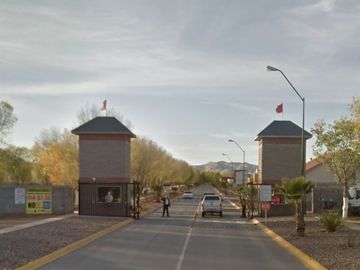 ¡¡Atención Inversionistas!! Venta de Hermosa Casa, Residencial Leones, Chihuahua..