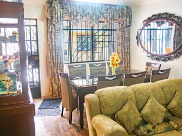 SE VENDE CASA EN LOS OLIVOS – 303 m2
