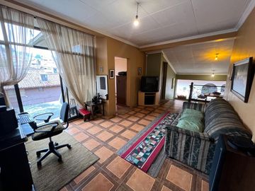 EN VENTA CASA COMERCIAL EN AVENIDA ORDOÑEZ LASSO