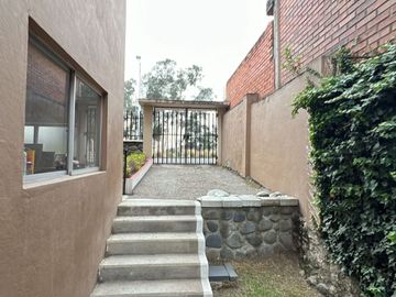 EN VENTA CASA COMERCIAL EN AVENIDA ORDOÑEZ LASSO