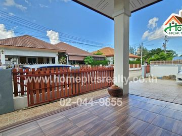 หมู่บ้านมะลิวัลย์ (หลังมุม) ตำบลแดงใหญ่ อำเภอเมืองขอนแก่น ใกล้สนามบินขอนแก่น