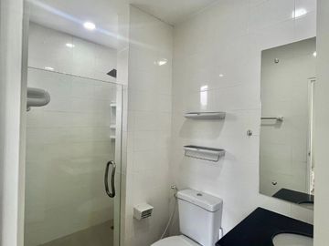 SPACIOUS 2-STOREY HOUSE FOR SALE IN THE URBANA2, CHIANG MAI