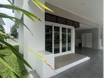 SPACIOUS 2-STOREY HOUSE FOR SALE IN THE URBANA2, CHIANG MAI