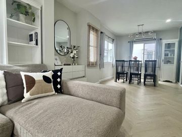 SPACIOUS 2-STOREY HOUSE FOR SALE IN THE URBANA2, CHIANG MAI