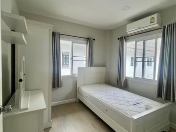 SPACIOUS 2-STOREY HOUSE FOR SALE IN THE URBANA2, CHIANG MAI