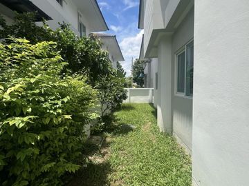SPACIOUS 2-STOREY HOUSE FOR SALE IN THE URBANA2, CHIANG MAI