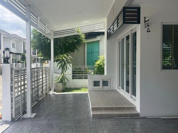 SPACIOUS 2-STOREY HOUSE FOR SALE IN THE URBANA2, CHIANG MAI