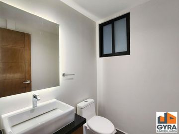 Departamento en Venta  de 3 recámaras con balcón,  Santa María la Ribera,  Alcaldía Cuauhtémoc