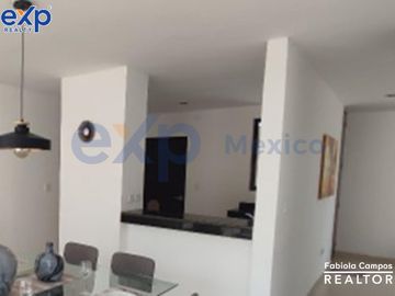 Casa de 2 pisos y 3 recámaras en privada residencial en Conkal Yucatán - Entrega inmediata