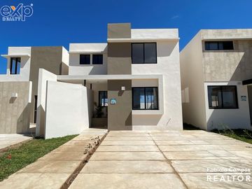 Casa de 2 pisos y 3 recámaras en privada residencial en Conkal Yucatán - Entrega inmediata