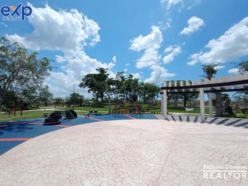 Casa de 2 pisos y 3 recámaras en privada residencial en Conkal Yucatán - Entrega inmediata
