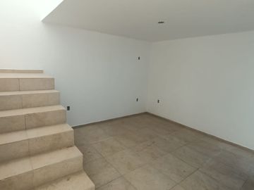 Casa en Fraccionamiento praderas de virreyes.
