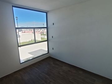 Casa en Fraccionamiento praderas de virreyes.