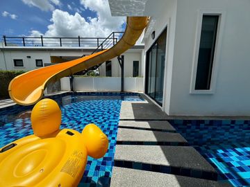 Sale poolvilla huahin