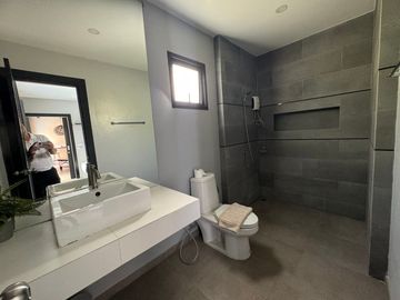 Sale poolvilla huahin