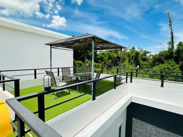 sale pool villa huahin