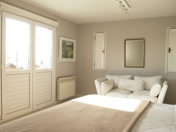 DESTACADA PROPIEDAD EN BARRIO MELIPAL 250m2