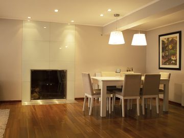 DESTACADA PROPIEDAD EN BARRIO MELIPAL 250m2