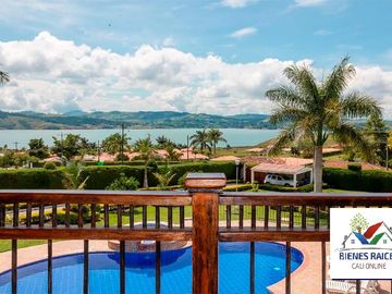 Venta de hermosa Casa Campestre cerca al Lago Calima Darien