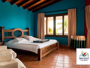 Venta de hermosa Casa Campestre cerca al Lago Calima Darien
