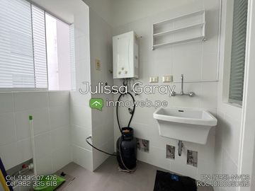 Bello departamento 5to piso vista externa, 3 dorm, 2 estacionamientos y 2 depósitos en Miraflores