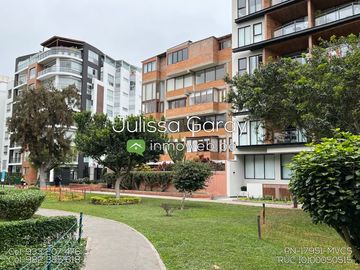 Bello departamento 5to piso vista externa, 3 dorm, 2 estacionamientos y 2 depósitos en Miraflores