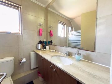 Exclusiva Casa Por Fuera De Condominio, Fundo El Venado