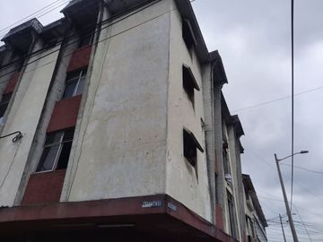 SE VENDE ESPECTACULAR EDIFICIO ESQUINERO
