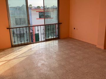 SE VENDE ESPECTACULAR EDIFICIO ESQUINERO