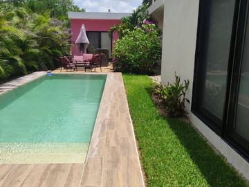CASA EN VENTA DE UNA PLANTA EN MÉRIDA. KOMCHEN